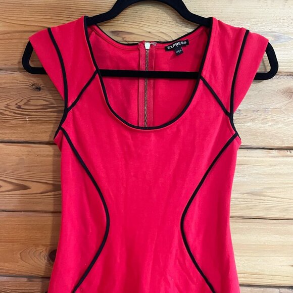 Express Bodycon red dress with black piping size 0 - Picture 5 of 9
